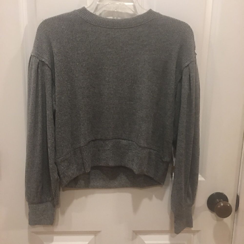 SO size XS gray sweater crop top shirt balloon sleeve